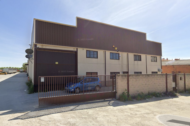Alquilo Nave industrial 2.500 m² + 2.500 m² Patio Exterior – Illescas (Toledo)
